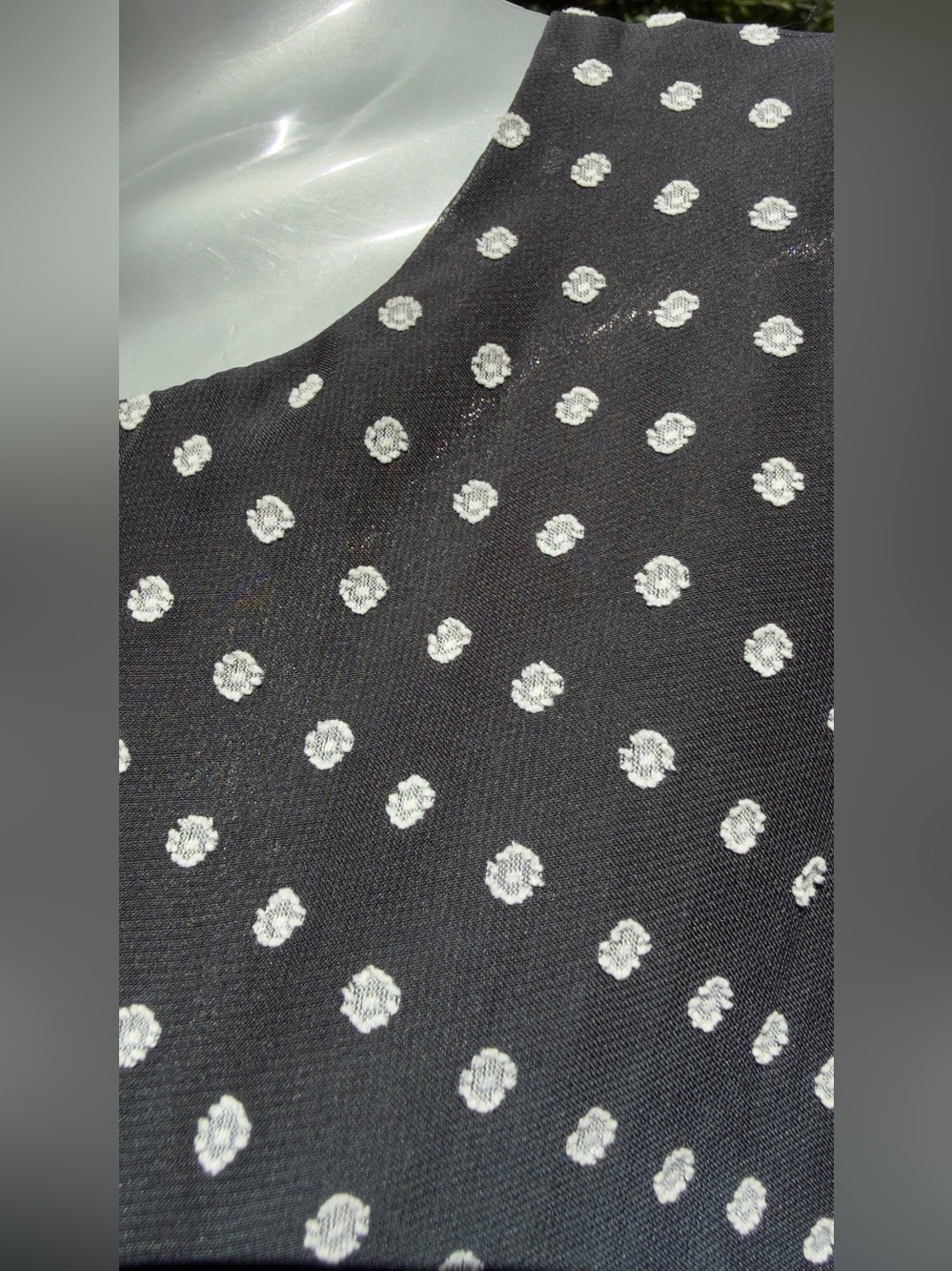 β’Rose + Olive Black White Polka Dot Layered Sleeveless Blouse Size M Chiffon Hem - Picture 8 of 12